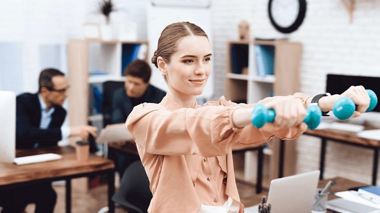 fitness-office-woman