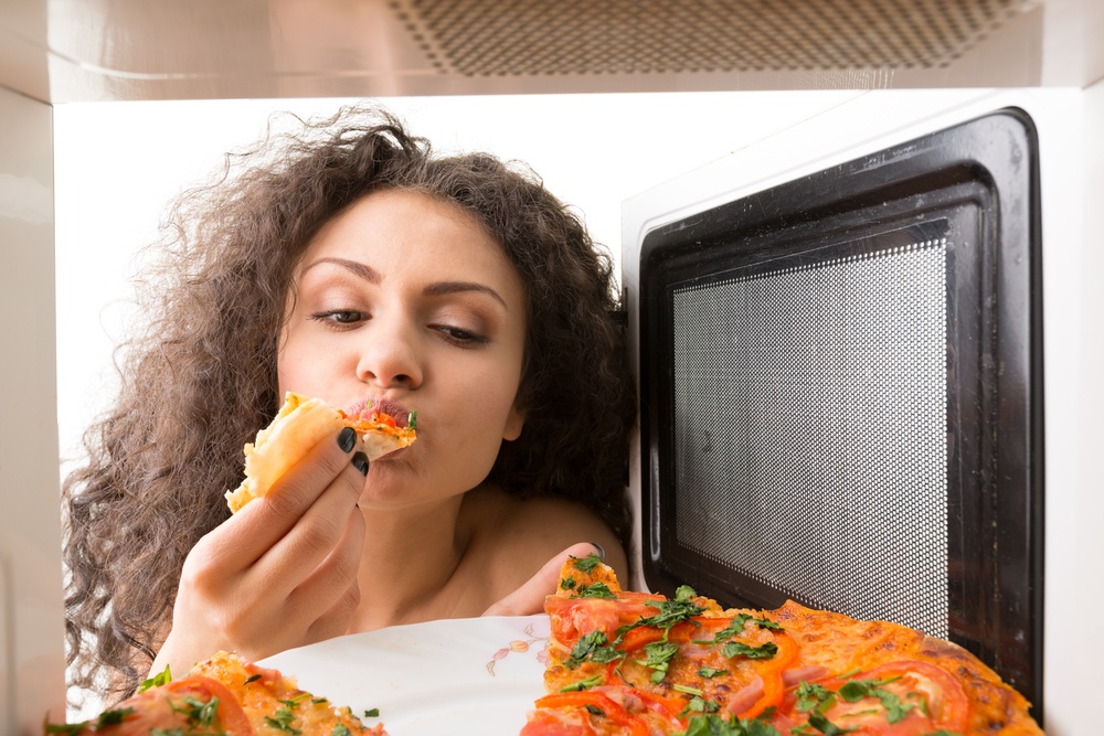 6 Ways You Can Overcome Your Emotional Eating Struggle 1