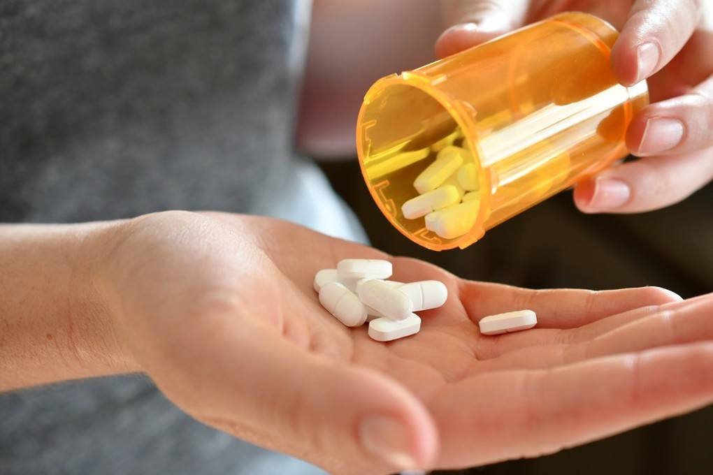 8 Life-Saving Questions You Should Ask Your Pharmacist 1