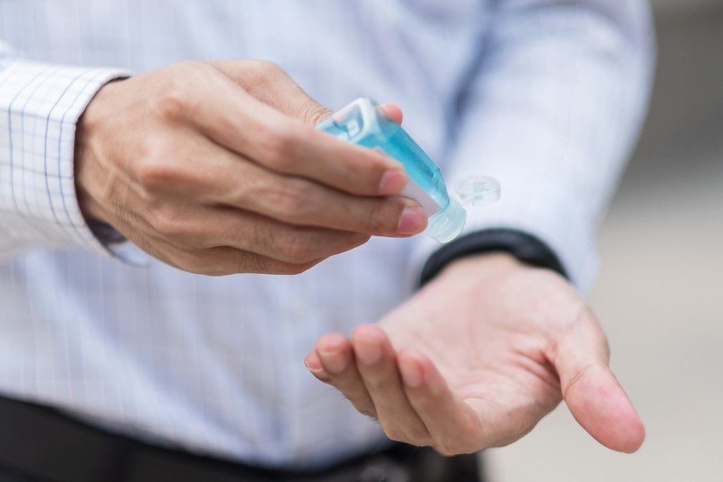 10 Unexpected Times You Should NOT Use Hand Sanitizer 1